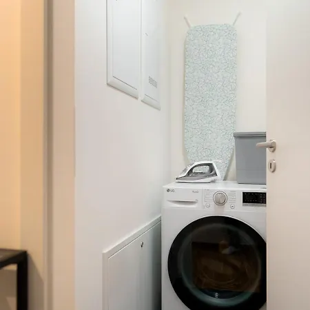 Design Elbblick Kueche Parken Wlan Apartment Dresden